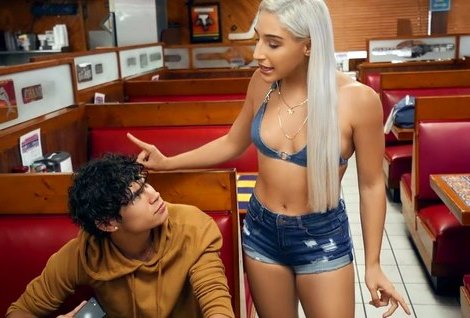 После вкусного обеда, здоровенный член на десерт.